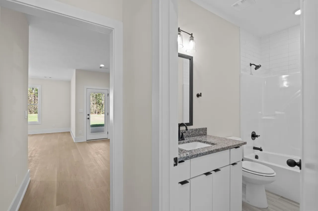 8074bb59593354780fd0cdf4d4eccf19l-m4105499583rd-w1280_h960