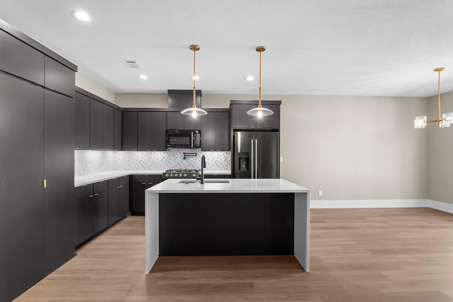 3125 Banter Drive 13