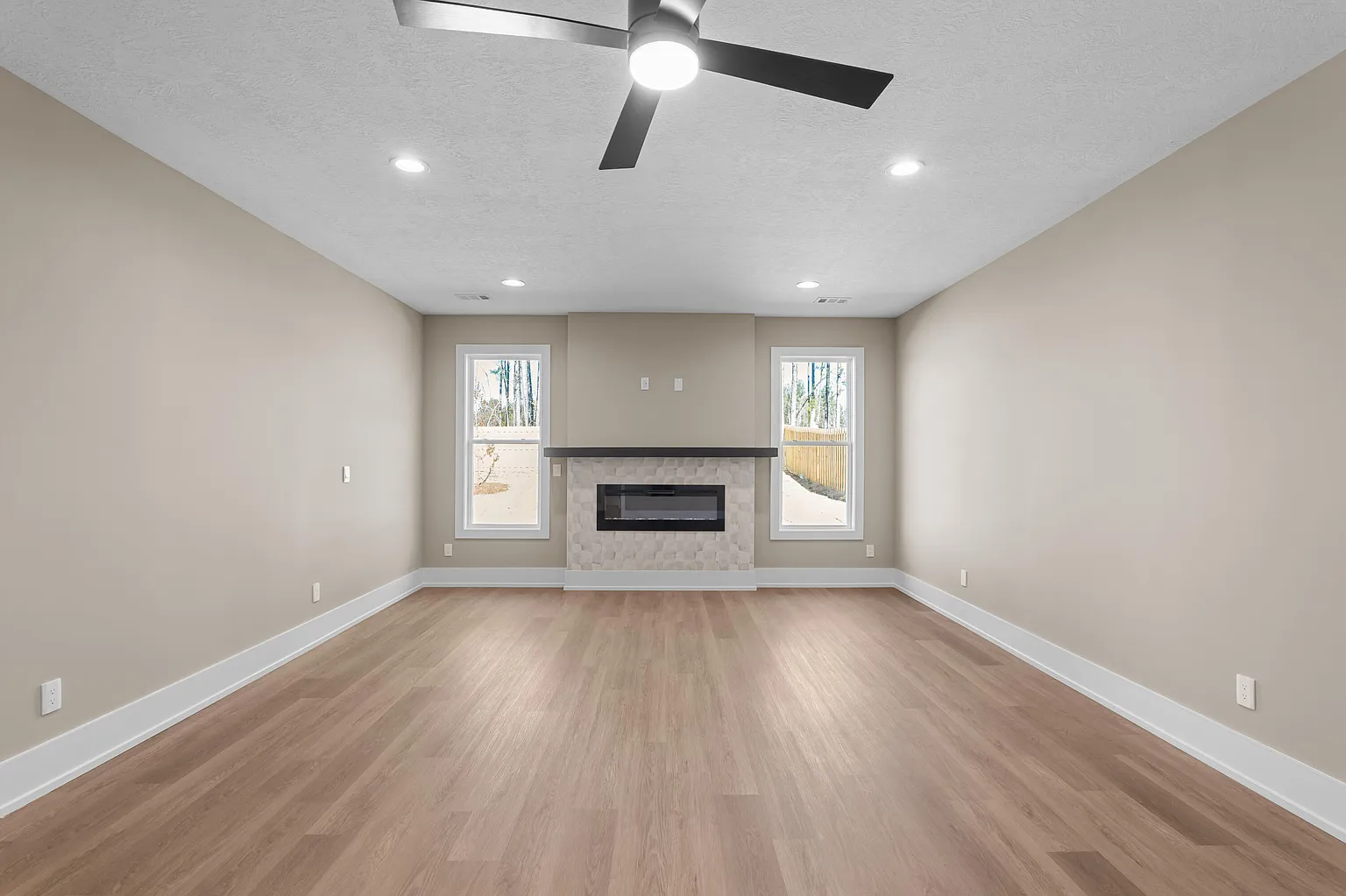 3125 Banter Drive 15